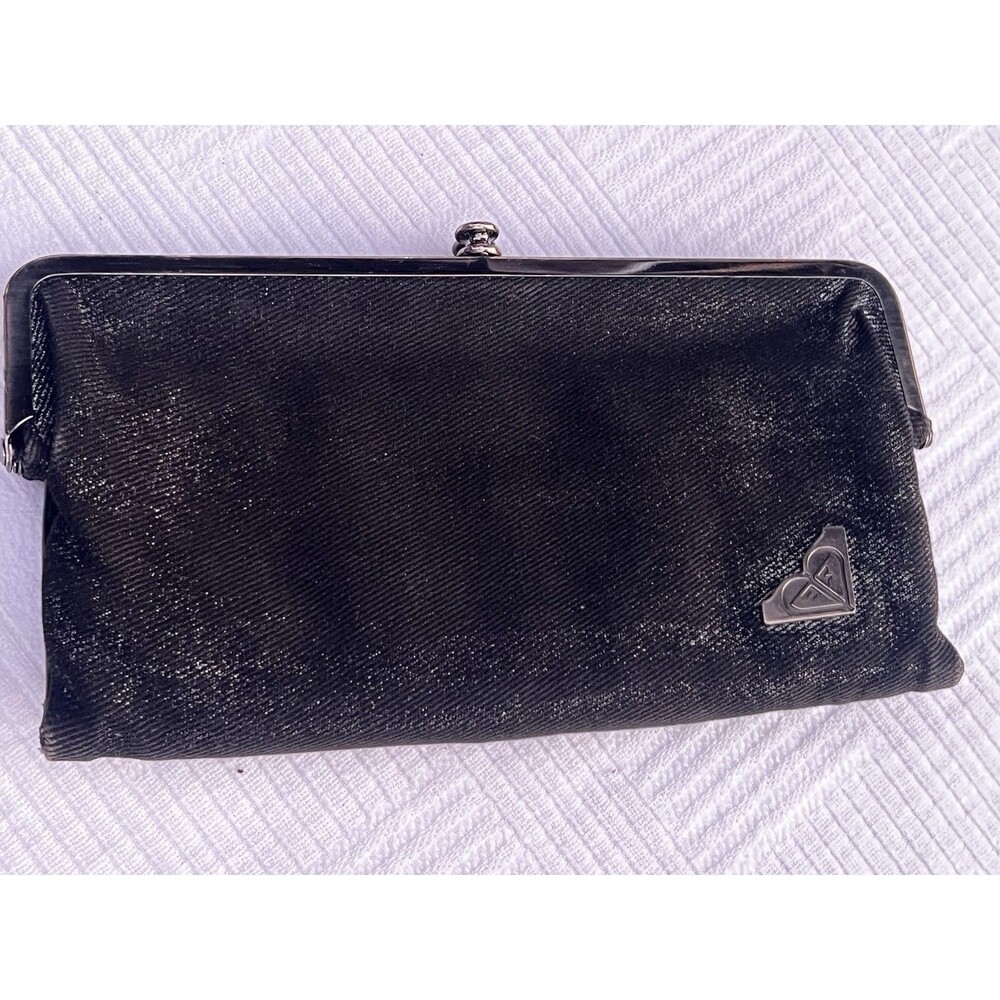 Mcbling 2000s Roxy Y2K Black Kiss Lock Wallet Clutch Tri Fold Patent Logo Emo